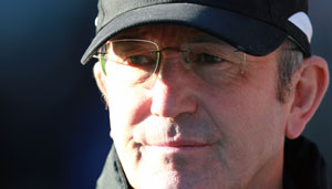 Stoke boss Pulis aims for revenge over City