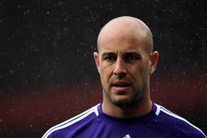 Pepe Reina Set to Sign for German Champions Bayern Munich