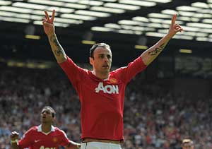 Man Utd march on as Fulham beaten