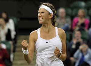 Azarenka beats Paszek to reach semi-finals