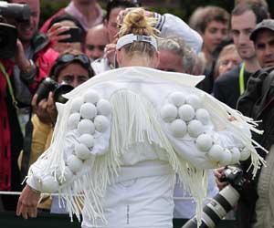 Mattek-Sands tests Wimbledon's fashion police