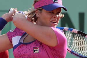 Clijsters makes winning return at French Open