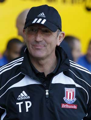 Pulis latest manager to get Webb warning