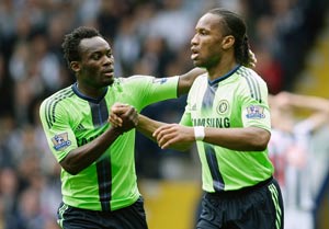 Essien boost for Chelsea in title chase