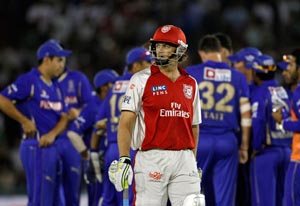 At half-way, IPL wide open: Gilchrist