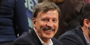 Arsenal owner Stan Kroenke committed for 'long term' says club