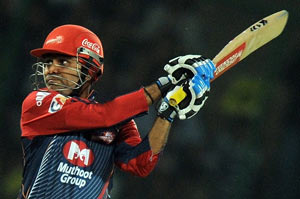 Sehwag launches Delhi Daredevils branded Gold Coins