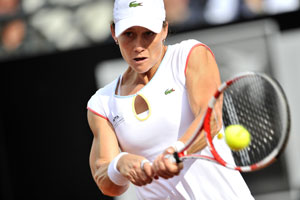 Stosur beats Li to reach Rogers Cup quarterfinals
