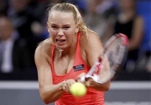 Caroline Wozniacki knocked out of Rome Open