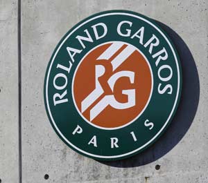 Paes, Bhupathi in mixed doubles second round