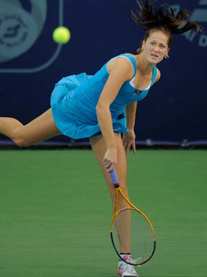 Jovanovski fights back to beat Radwanska
