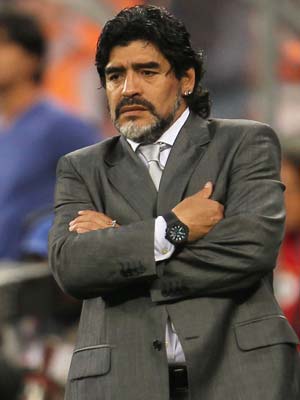 Al Wasl tell Diego Maradona to keep working hard
