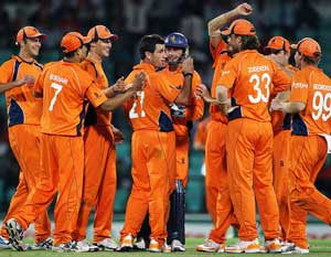 Used to just 10 mins on TV, Dutch revel in Indian media circus