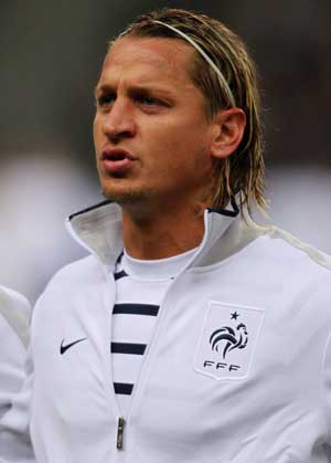 AC Milan defender Philippe Mexes gets four-game ban for punching opponent