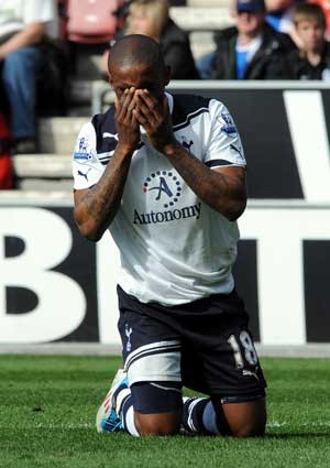 Spurs fan dies after heart attack at White Hart Lane