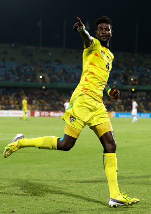 Adebayor focused on scoring goals, not showing off