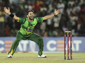 Shahid Afridi returns to first class cricket to regain form