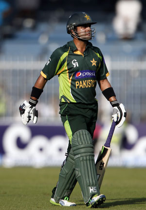 Ahmed Shehzad fined 50 percent match fee for pushing Tillakaratne Dilshan
