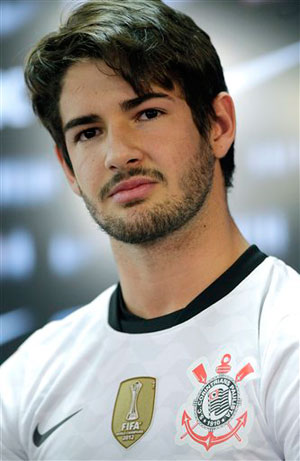 Alexandre Pato joins Brazilian club Corinthians from AC Milan
