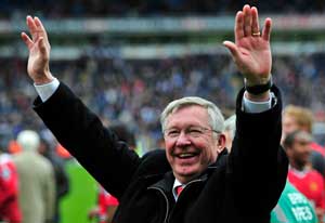 Sir Alex Ferguson calls on fans to end hatred