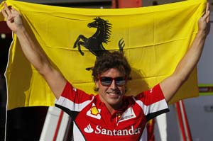 Ferrari's Fernando Alonso rejects McLaren interest