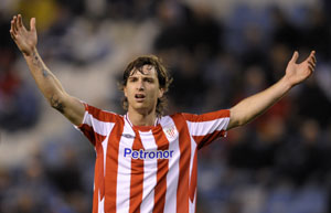 Fernando Amorebieta, Derek Boateng sign for Fulham