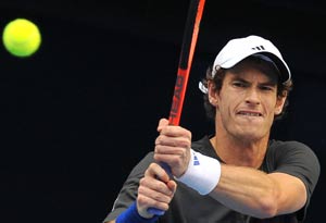 'Bonkers' Britain looks for Andy Murray, Heather Watson bounce