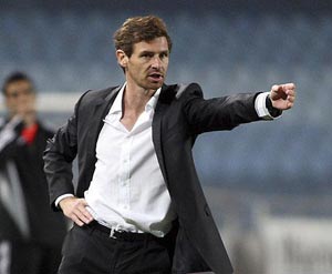 Andre Villas-Boas prays for luck in top-four chase