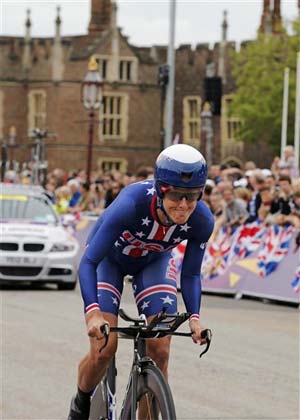 US fans not ready to turn their backs on Armstrong