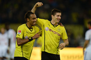 Bundesliga: Borussia Dortmund smash six; Bayern Munich cruise