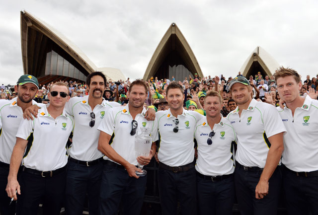 Thousands greet Australias Ashes heroes at Sydney Opera House