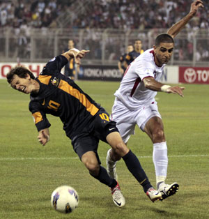 Australia coach Holger Osieck laments costly defeat to Jordan