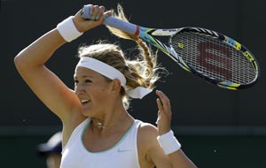 Wimbledon: Victoria Azarenka eases into 3rd round