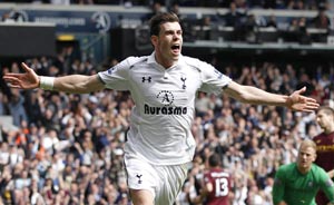 Gareth Bale and Tottenham Hotspur in talks over new contract