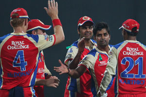 IPL 6: Bangalore top table with Super Over win against Delhi