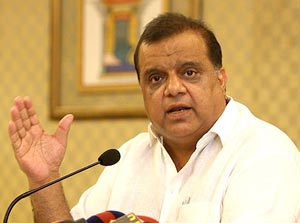 Narinder Batra withdraws as coordinator, says not eyeing Indian Olympic Association posts