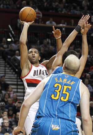 Batum has 19 in Blazers' 86-74 win over Hornets