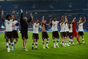 Bundesliga: Borussia Dortmund held, four-goal Bayern Munich close in