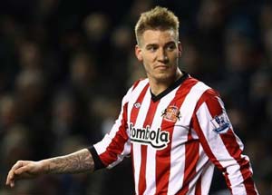 Nicklas Bendtner signs loan deal with Juventus