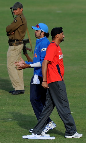 Harbhajan Singh, Sreesanth say no to Bigg Boss 7: Reports