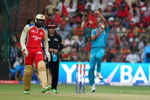 Chris Gayle assault has shattered Pune Warriors' morale: Bhuvneshwar Kumar