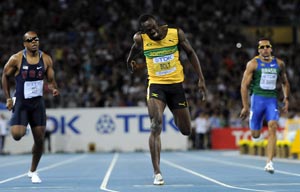 Usain Bolt, Mo Farah light up World Athletics Championships