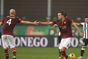 Seria A: 10-man Roma beat Udinese 1-0 to set record