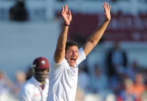 2nd Test: Bresnan's strike leaves England sensing victory