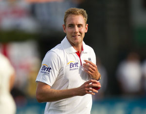 Stuart Broad, learn from David Warner, urges Gower