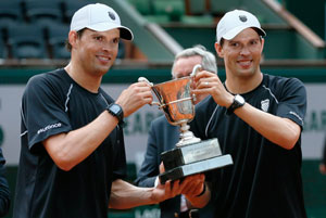 French Open: Bryans record 14th men's doubles title