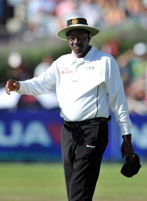 Walking is an individual decision: Bucknor