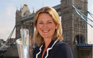 England's women cricketers Charlotte Edwards and Claire Taylor get MCC honour