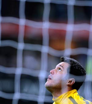 Brazil goalie Julio Cesar ready for Confederations Cup conquest