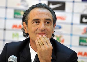 Italy coach wary of Italian euphoria